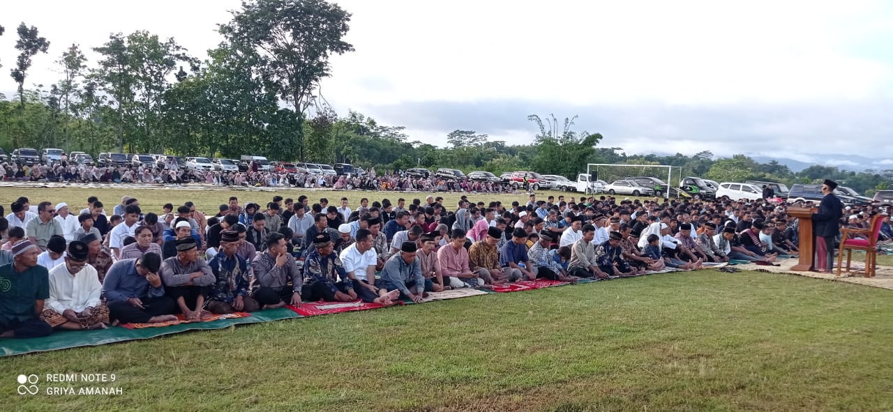 Kebersamaan dan Kekhusyukan Warnai Perayaan Idul Fitri di Jatipurno, Wonogiri