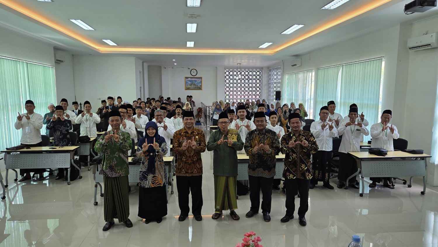 Santri-Santri Wonogiri Unjuk Bakat di Gebyar Musabaqoh Hari Santri Nasional