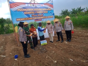 Kapolres Wonogiri Ikuti Penanaman Jagung Serentak Nasional Bersama Kapolri